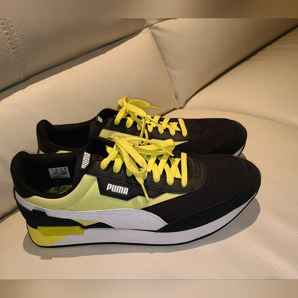 Men's Size 12 Future Rider Play On Men's Sneakers - Picture 7 of 7